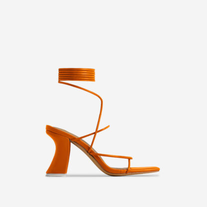 Mind-Maze Wide Fit Lace Up Twisted Strap Square Toe Curved Low Block Heel In Orange Faux Leather, Orange