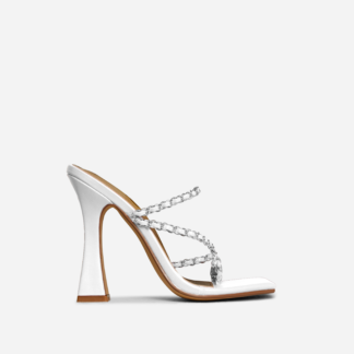 Tiara Chain Strap Square Toe Flared Block Heel Mule In White Faux Leather, White